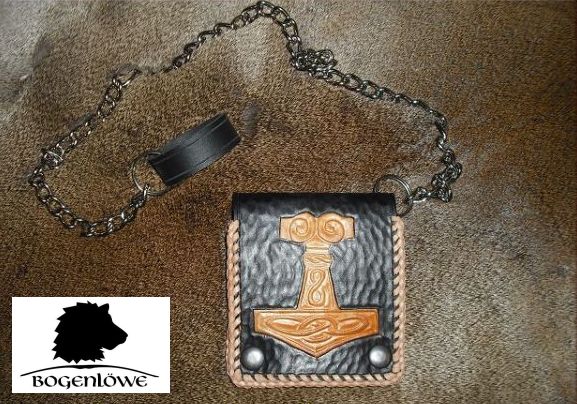 Wallet - Mjlnir ( Thors Hammer) mit Flechtnaht - zum Schließen ins Bild klicken